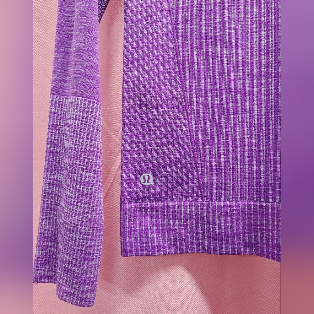 Lululemon Purple Rest Less Pullover Hoodie Sz M/L - Picture 3 of 3